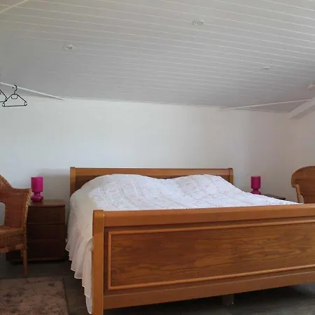 Ferienwohnung Tjaddehof, 45226 Κατάλυμα σε φάρμα Oldendorp (Leer)